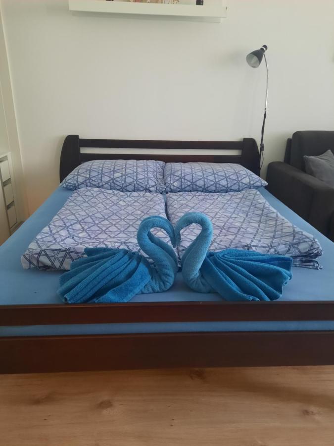 Apartment Klimka With Balcony, Free Wifi And Free Parking Bratislava Luaran gambar